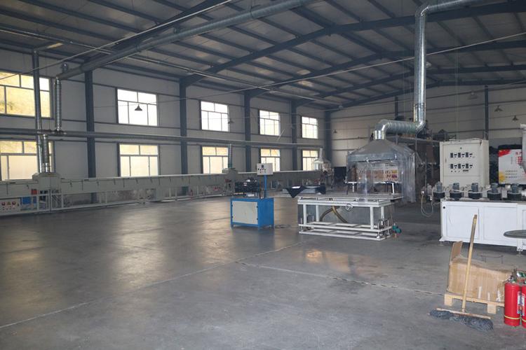 塑料制品,橡膠制品,硅膠密封條,拉線,空氣濾清器加工銷售;模具開發(fā)